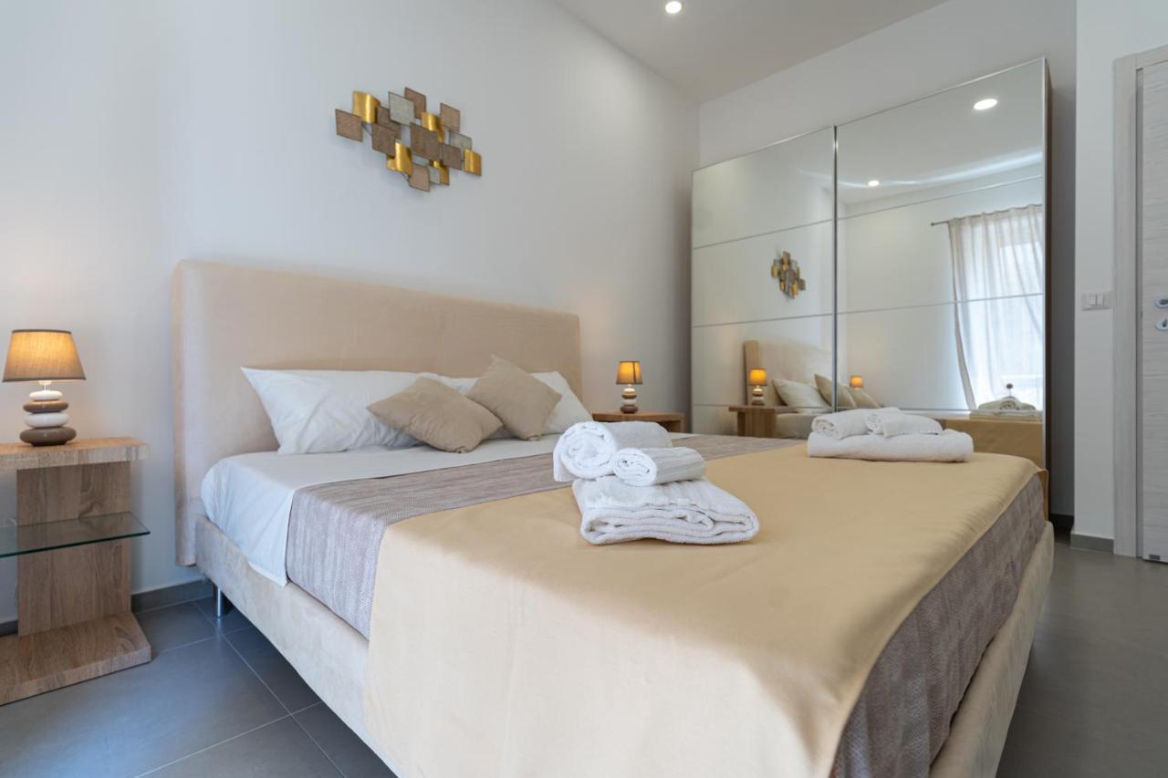 Lighthouse Apartment Taormina Exterior photo